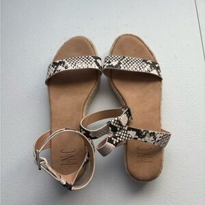 INC International Concepts Women's Sandals -‎ Black and Cream Snake Print